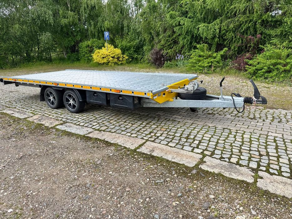 WIDPOL  Przyczepa Laweta św Super Stanie  Polecam