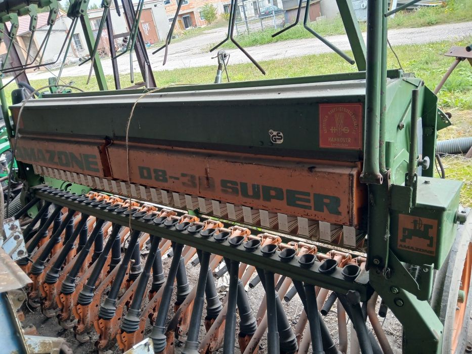 Siewnik Amazone D8 30 SUPER