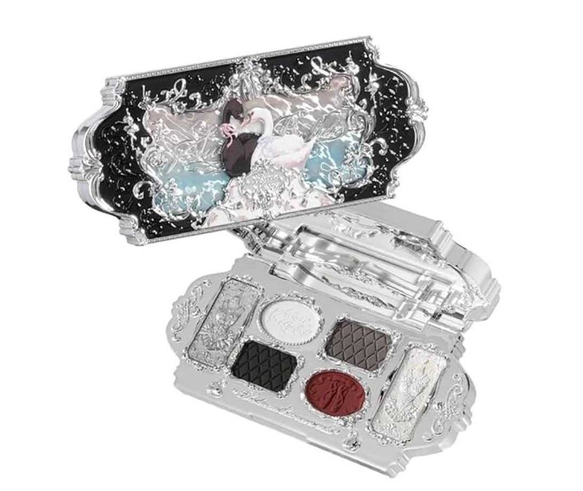 Палетка Flower Knows – Swan Ballet Collection – 02 Black Swan