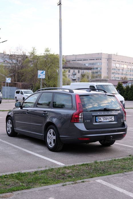 Авто Volvo V50 1,6D