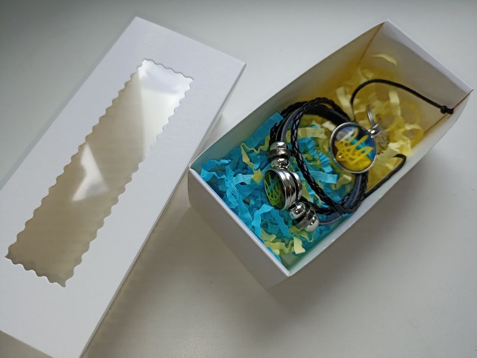 Кожаный браслет +брелок