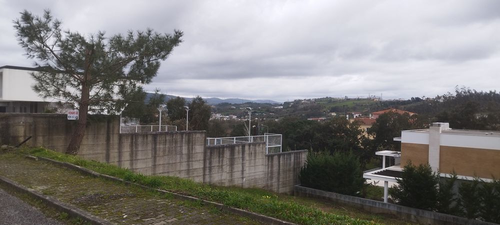 Terreno urbano para moradia individual