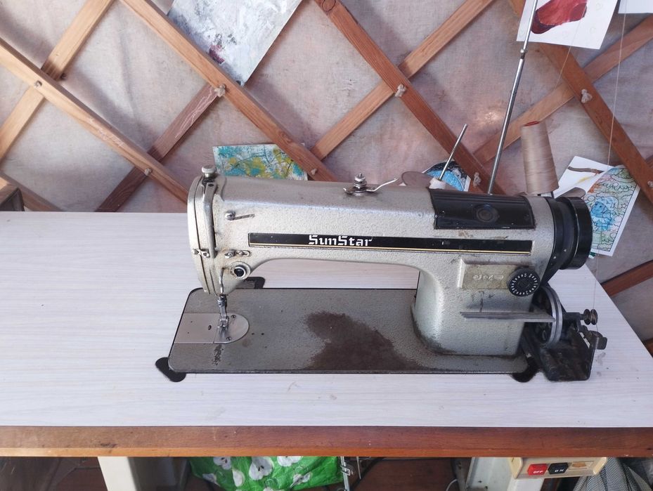 Maquina de costura industrial Sunstar