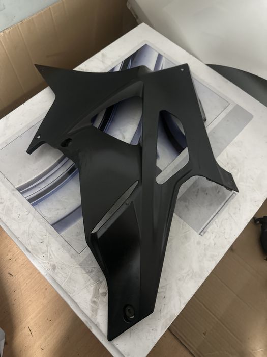 Pług bmw s1000rr dolna osłona owiewka 2010/2014 S1000R