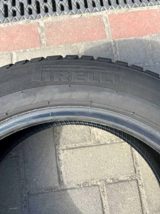 Шини 215/55 R17 94H Pirelli Rotation Winter Sottozero3