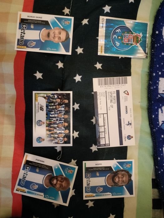 Cachecol FC Porto Descozido + Cromos e Bilhete Andebol