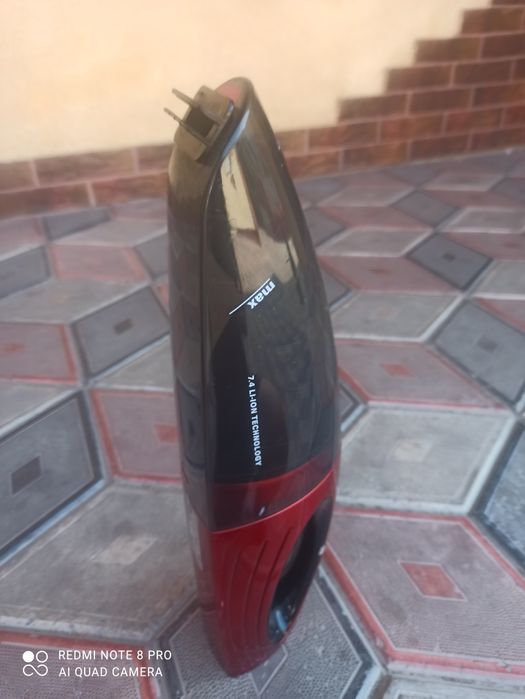 Пилосос на акамуляторі для авто привезений з Франції.