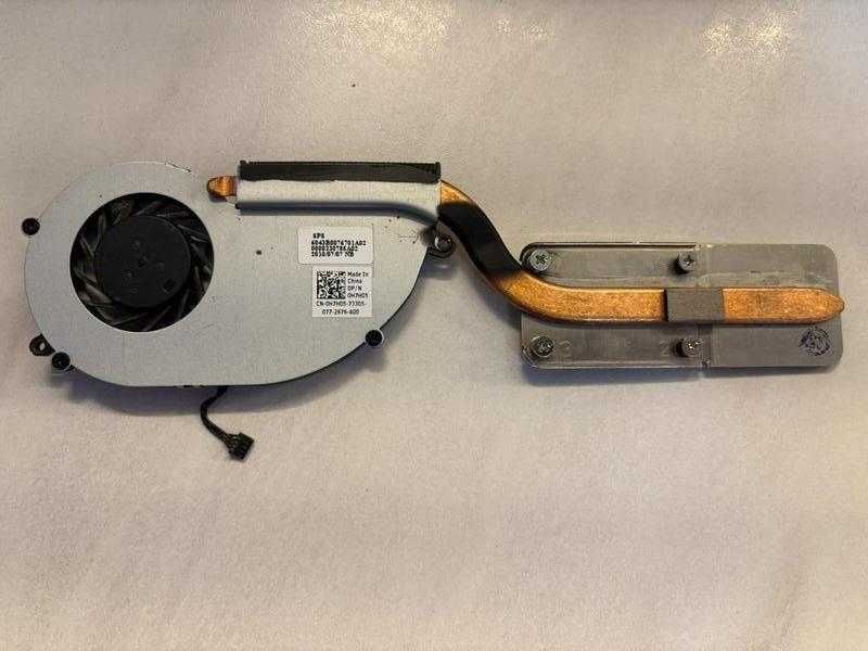 Система охолодження з ноутбука Dell Vostro V13