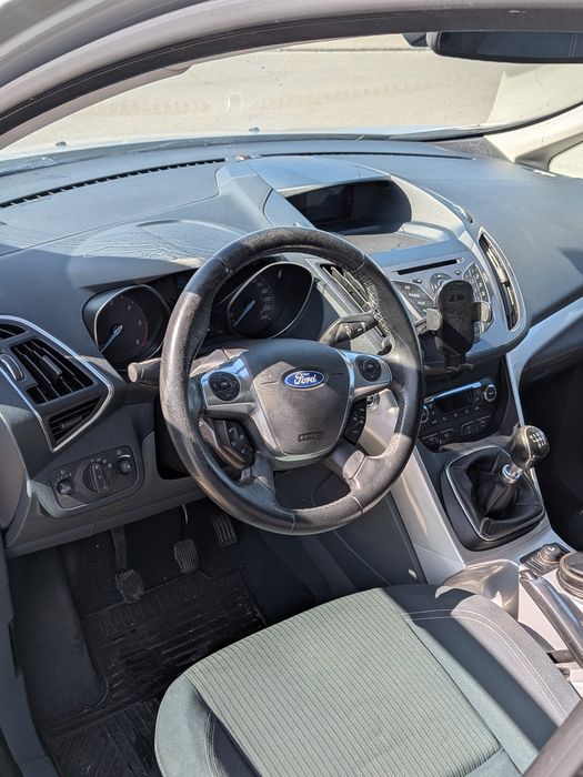 Automóvel Ford C max