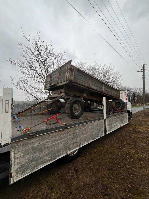 Послуги автоевакуатора для спецтехніки, вантажних автомобілів вантажів
