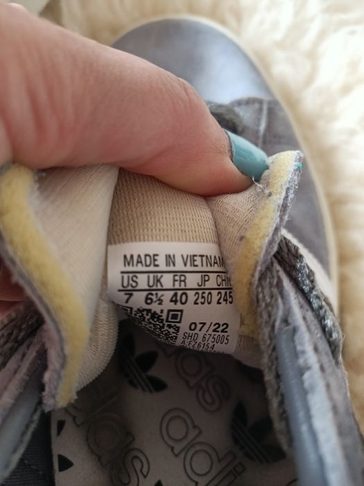 buty Adidas szare 40