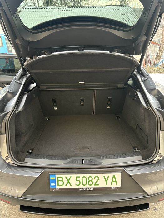 Електроавтомобіль Ягуар I-PACE SE