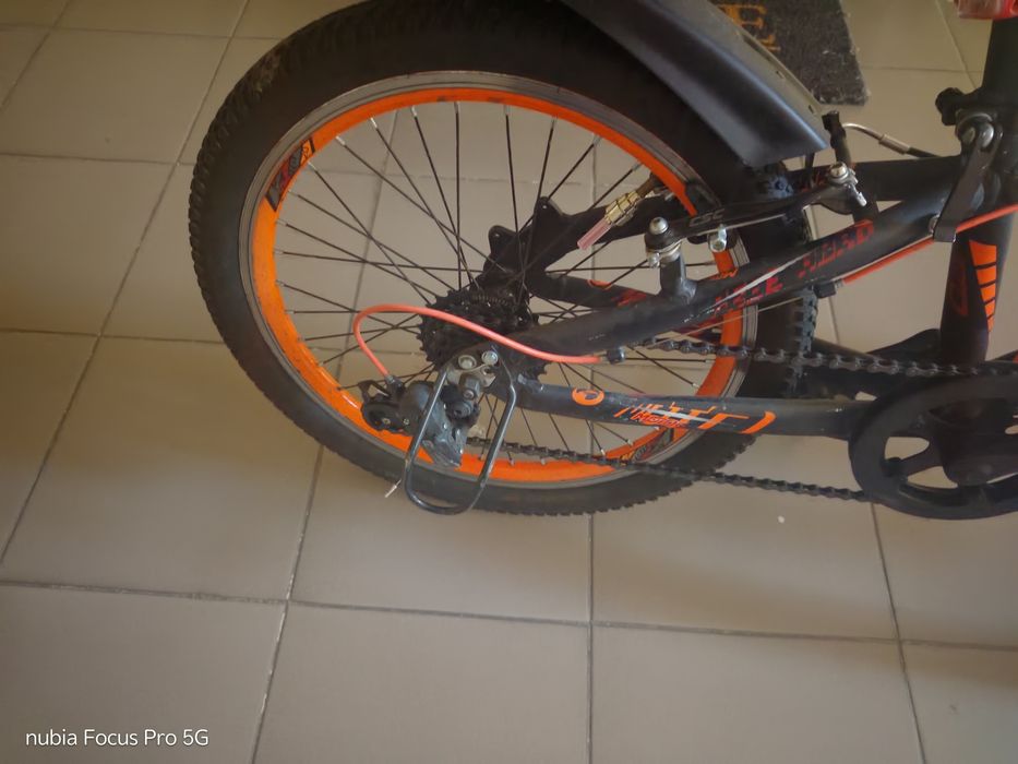 Продам дитячий вилосипед Соmanche moto six 20