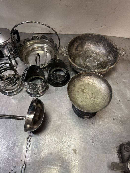 Старинные подсвечники подстаканики тарелки