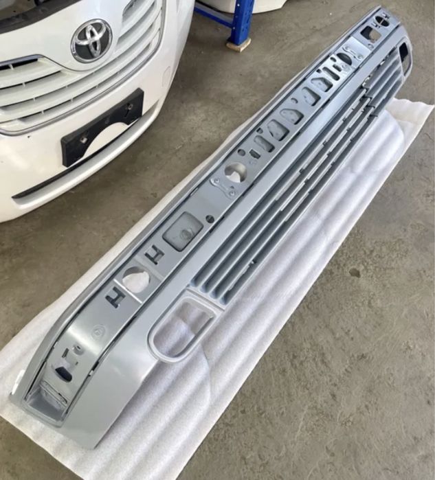 Новий передній бампер, накладка,молдинг ПТФ Mercedes E-class w210 211