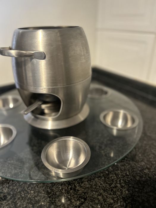 Fondue de oleo para 6 em otimo estado pouco uso