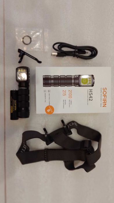 Latarka Sofirn HS42 2100lumenów czołówka ogniwo 18650 czerwone światło