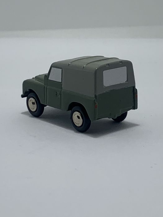 Land Rover lll Schuco Piccolo 1:90