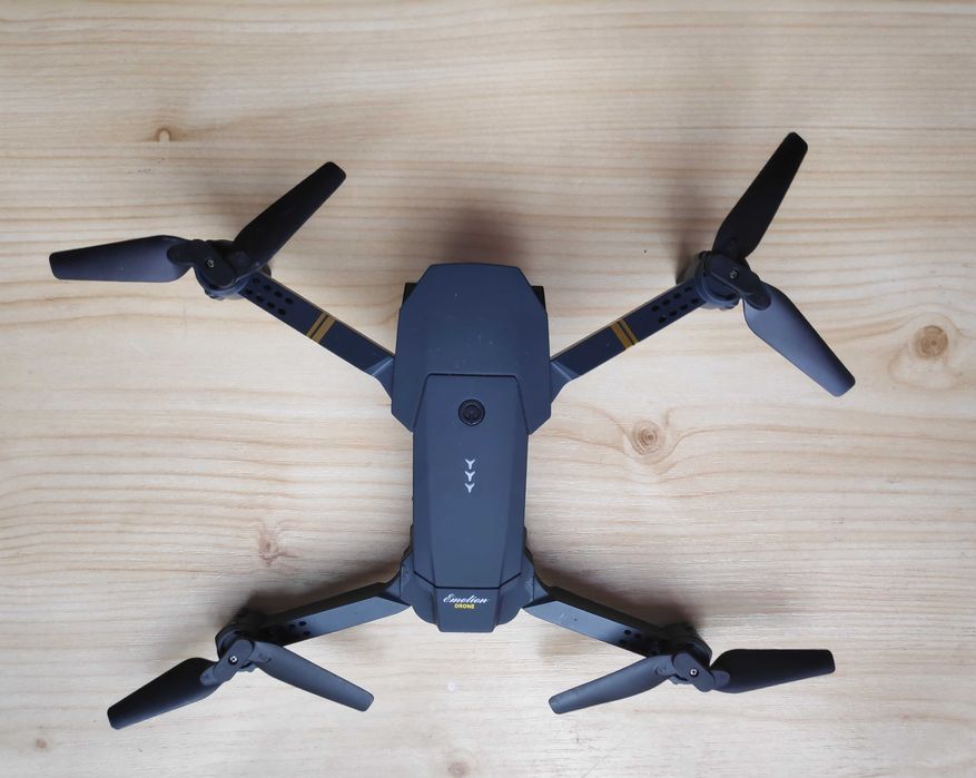 Квадрокоптер Eachine E58 з HD камерою FPV 10 хв