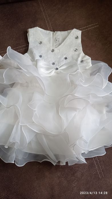 Святкова сукня для дівчинки 2 роки