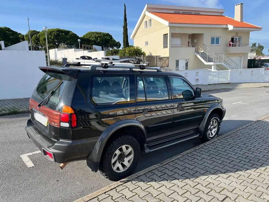 Mitsubishi Pajero Sport 2.5 TD GLS