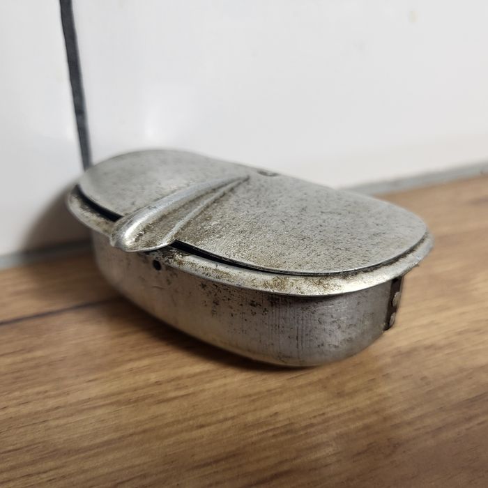 Popielniczka samochodowa Stara BMW 321 326