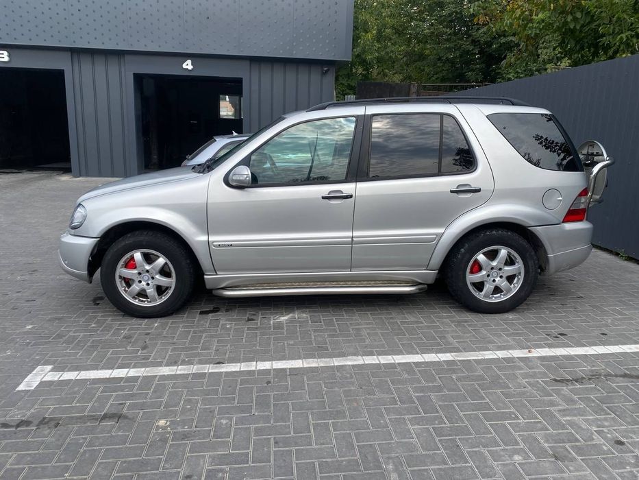 Продам авто Mercedes-Benz ML400