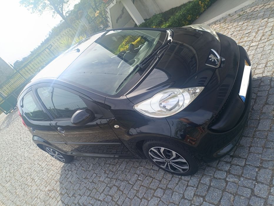 Peugeot 107 (poucos kms/excelente estado)