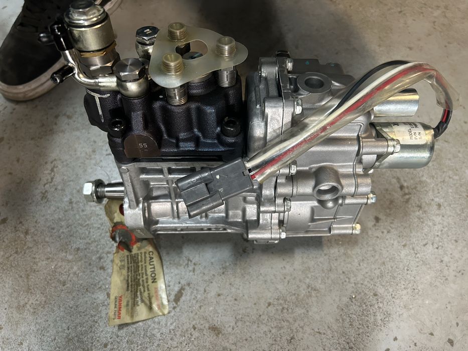 Pompa wtryskowa do yanmar 3TNv 82a