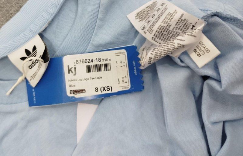 Продам Футболку Адидас новая оригинал женская