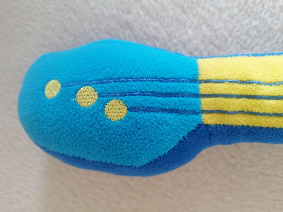 Miękka poduszka  dziecięca w kształcie gitary 60 x 25 cm  IDEALNY STAN