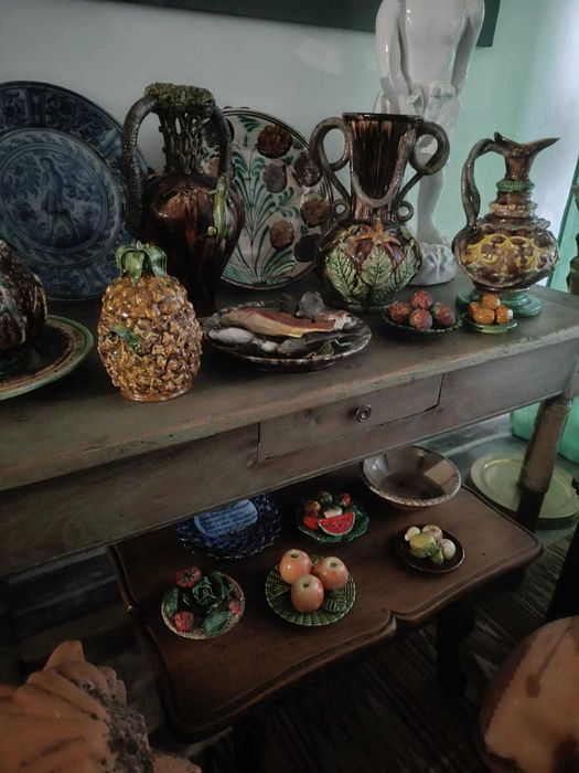 Faiança das Caldas da Rainha e outras cerâmicas