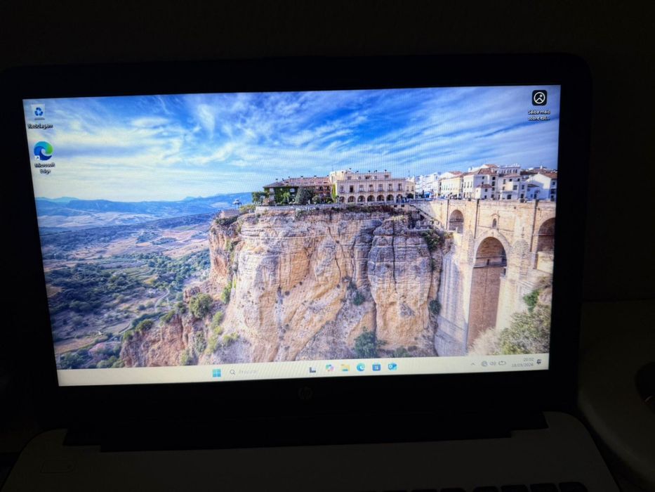 New HP Computer496786778264719361
