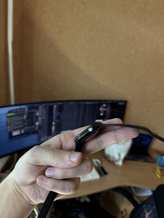 Apple Watch 10 46mm Black Aluminum