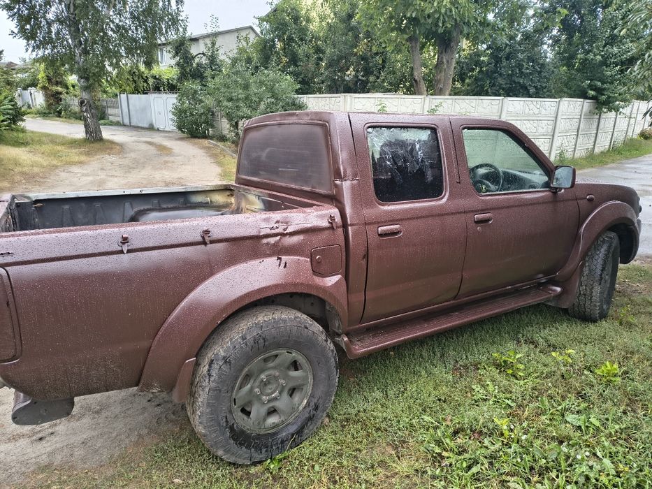 Nissan Navara D22