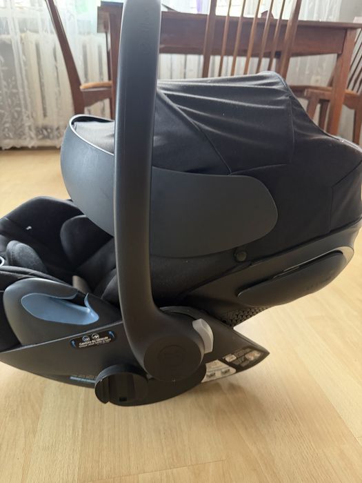 Автокрісло Cybex Cloud G Lux