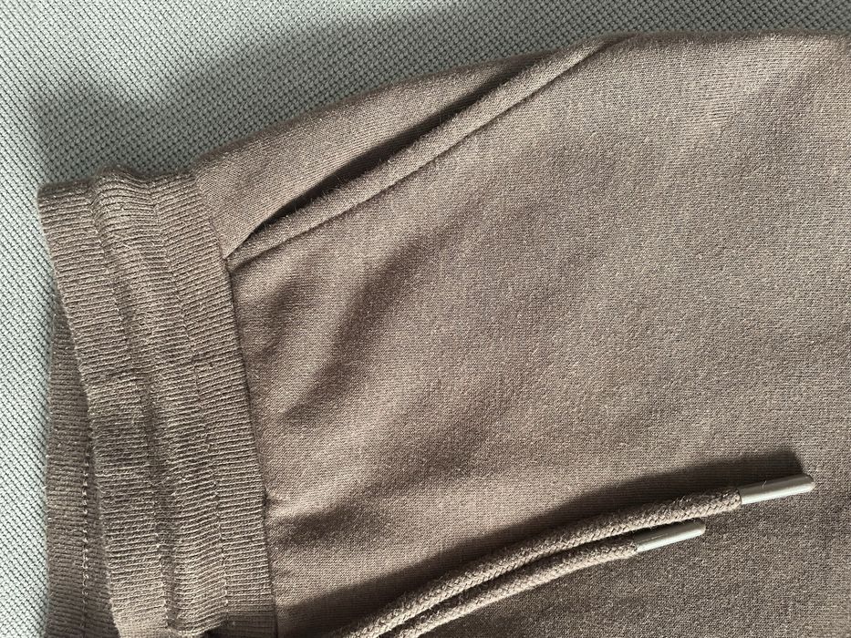 Жіночі спортивні штани. Спортивні штани.