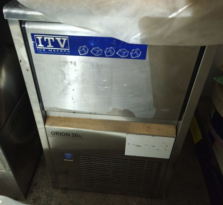 Máquina de Gelo ITV 20 Orion