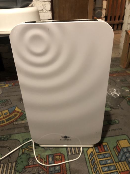 Oczyszczacz/jonizator powietrza Luxique