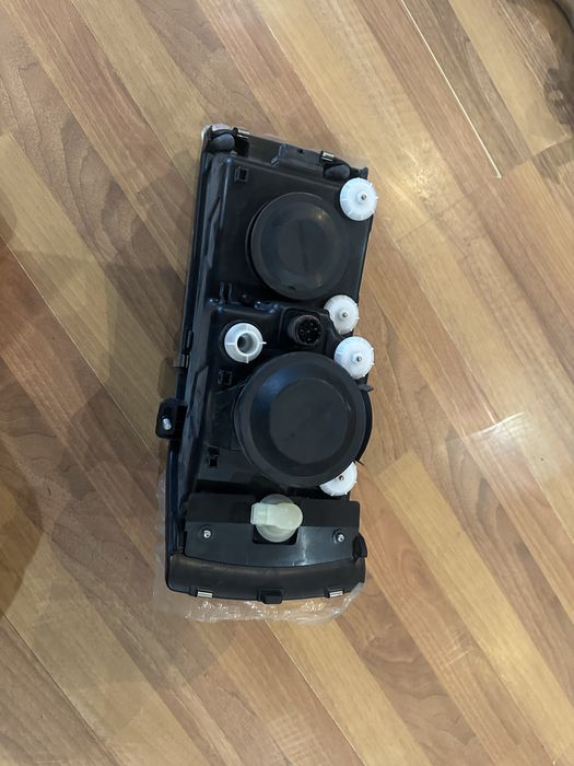 Маска та фара  DA F