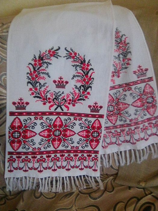 Свадебный вышитый рушник.