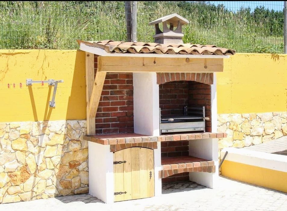 Churrasqueiras  rusticas e linha moderna