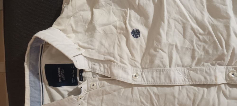 Various new and used clothing for €1 — send a message for more photos64564109107459123