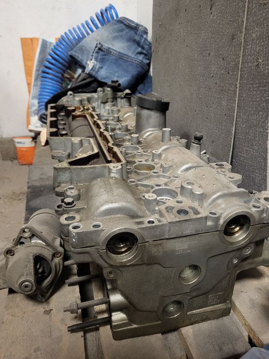 Glowica Volvo 3.0 T6