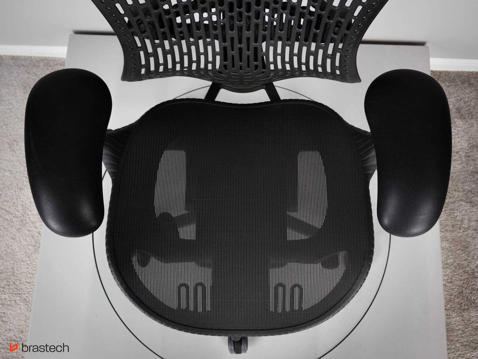 Fotel biurowy Herman Miller Mirra 2