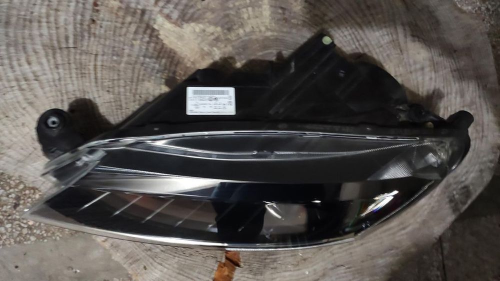 farol esquerdo bi-xenon led direcional Skoda Superb 3 cjx