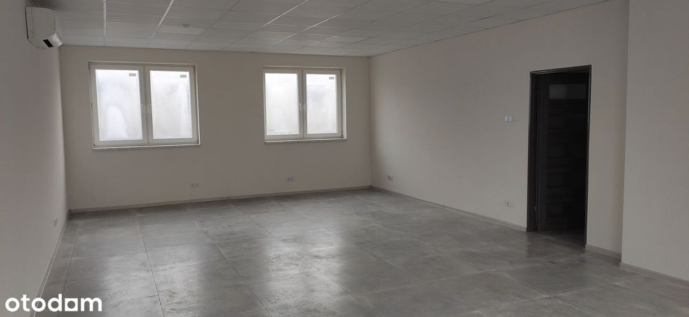 Przestronne biura do wynajęcia w Trzebini – 120 m²