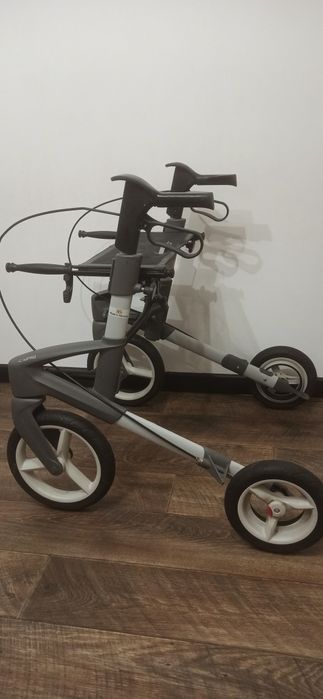 Ходунки для інвалідів, ровер для інвалідів , роллатор