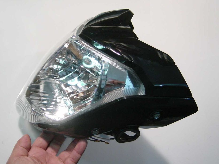 Farol para mota com mínimos, médios e máximos