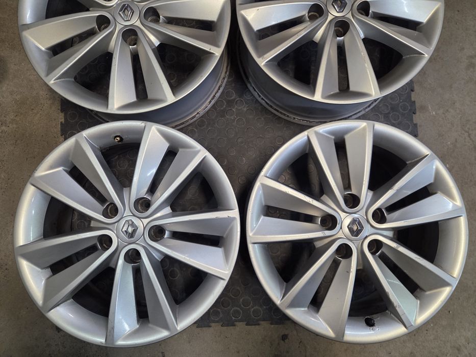 Felgi Aluminiowe 5x114,3 7Jx17 ET49 Renault Megane Scenic